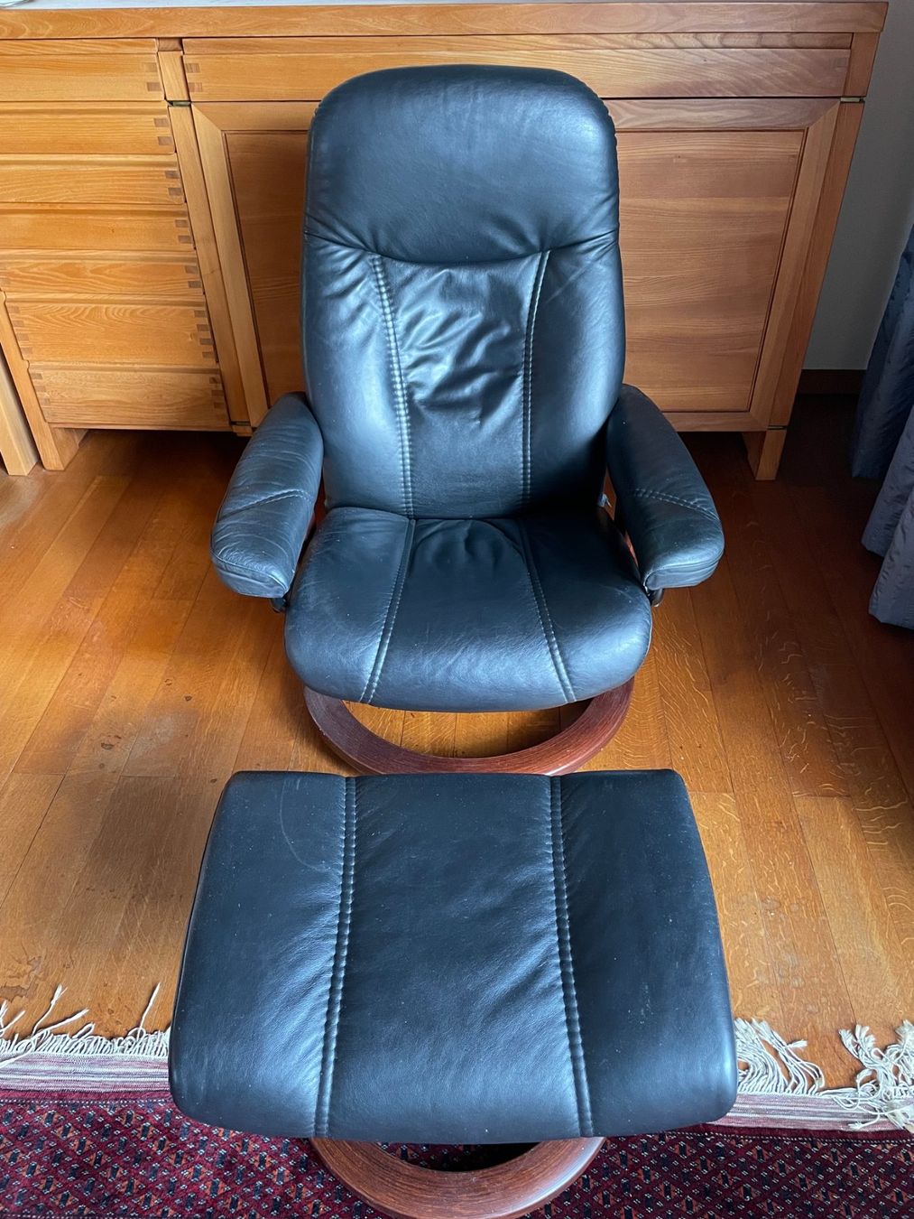 Stressless Poltrone: Stressless Consul Relaxsessel Grösse S mit Hocker – Usato da Rüdlingen venduto da 2010jrga