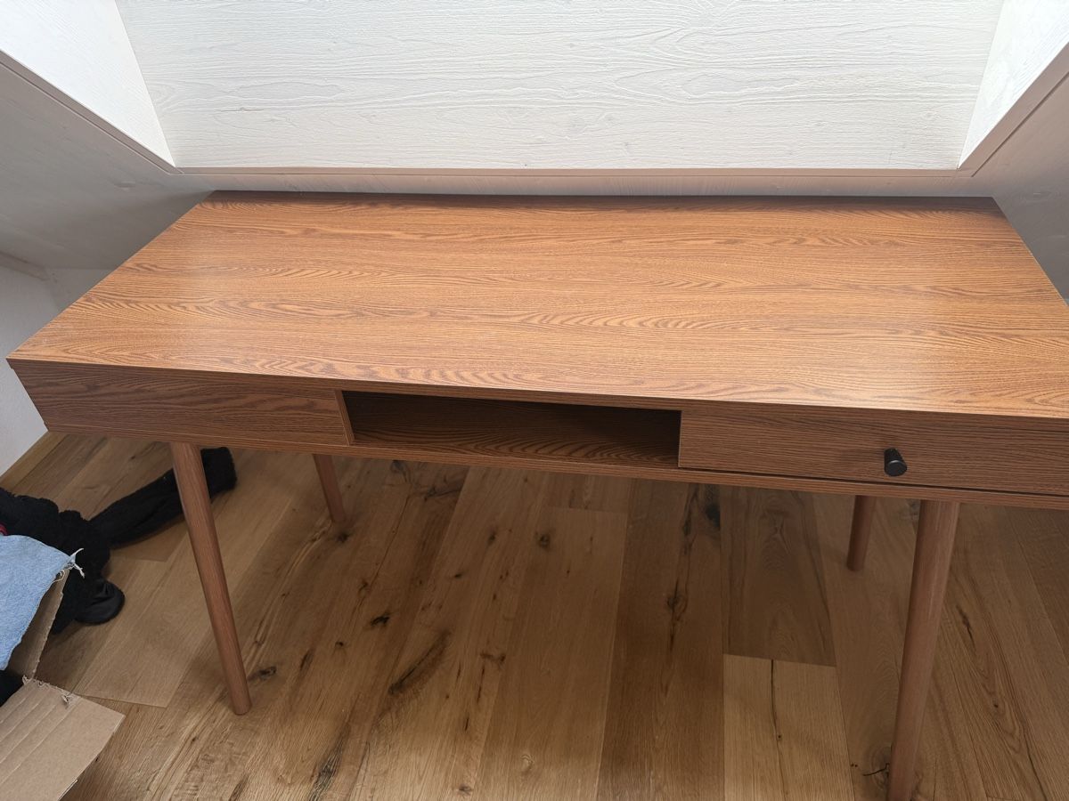 Scrivanie: Schreibtisch Holzoptik mit Schublade  – Usato da Hüttwilen venduto da sar_8gj7 1