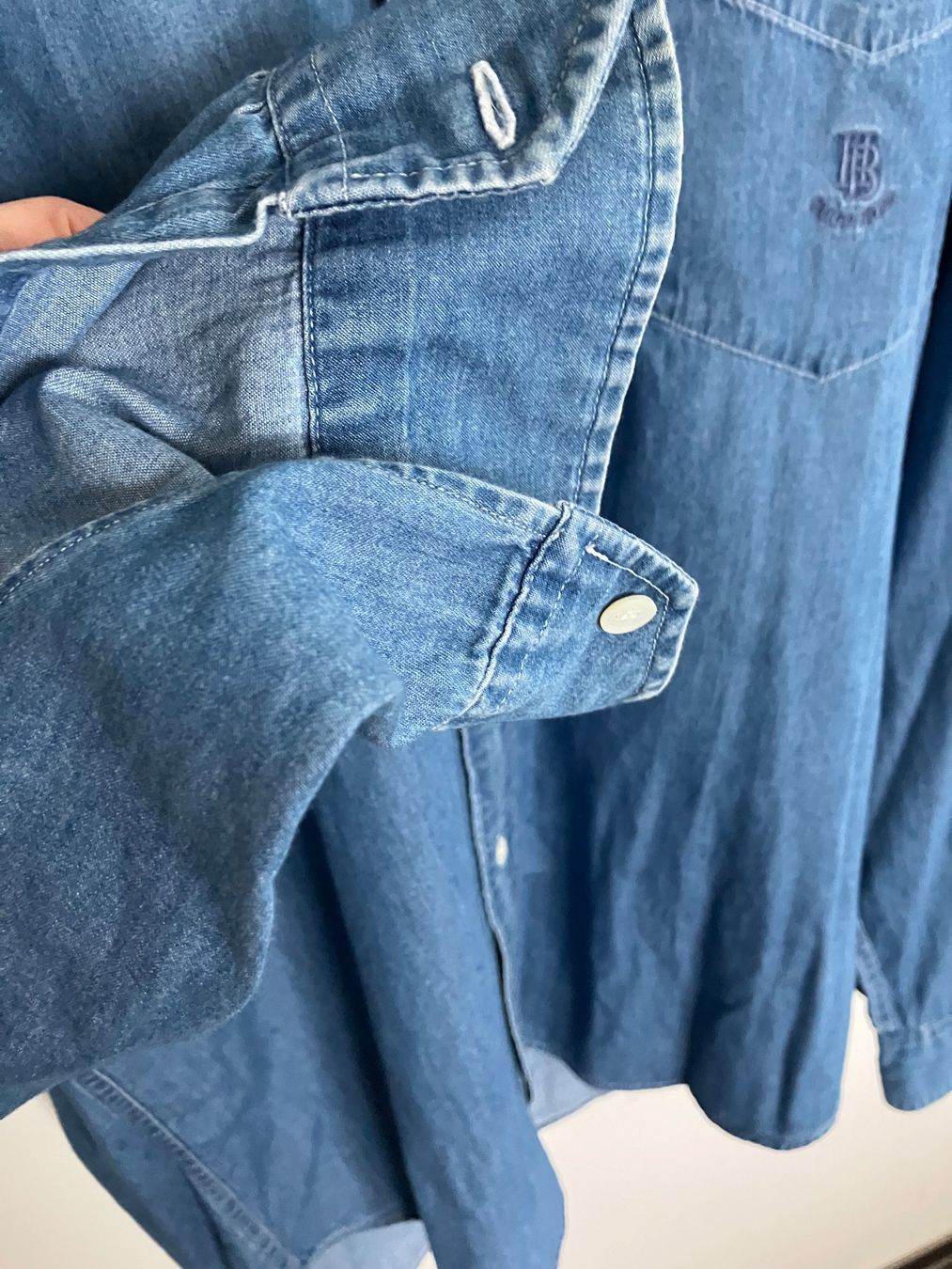 Hugo Boss Camicie: Hugo Boss Denim – Usato da Huttwil venduto da Badi369 3
