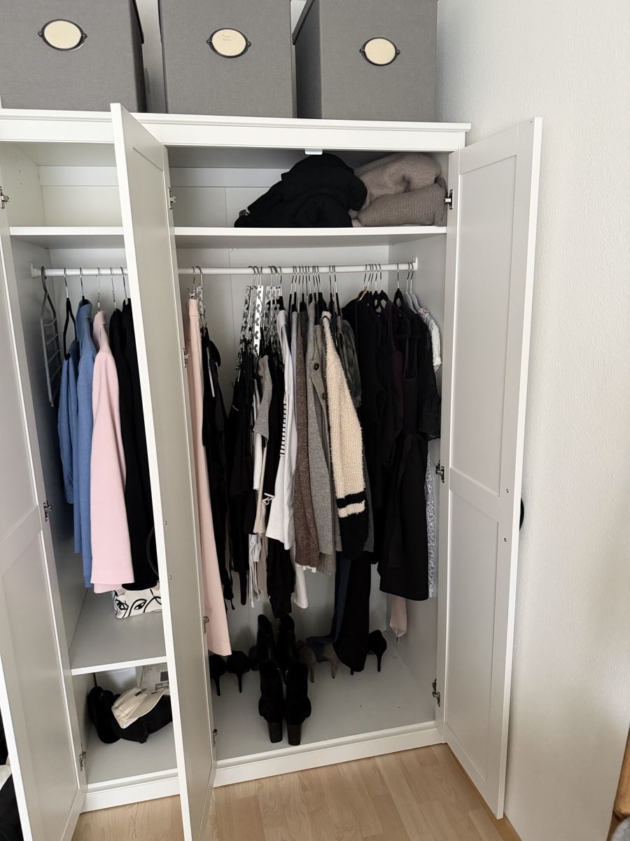 Ikea Armadi: Songesand Kleiderschrank – Usato da Thalwil venduto da Artii101 3