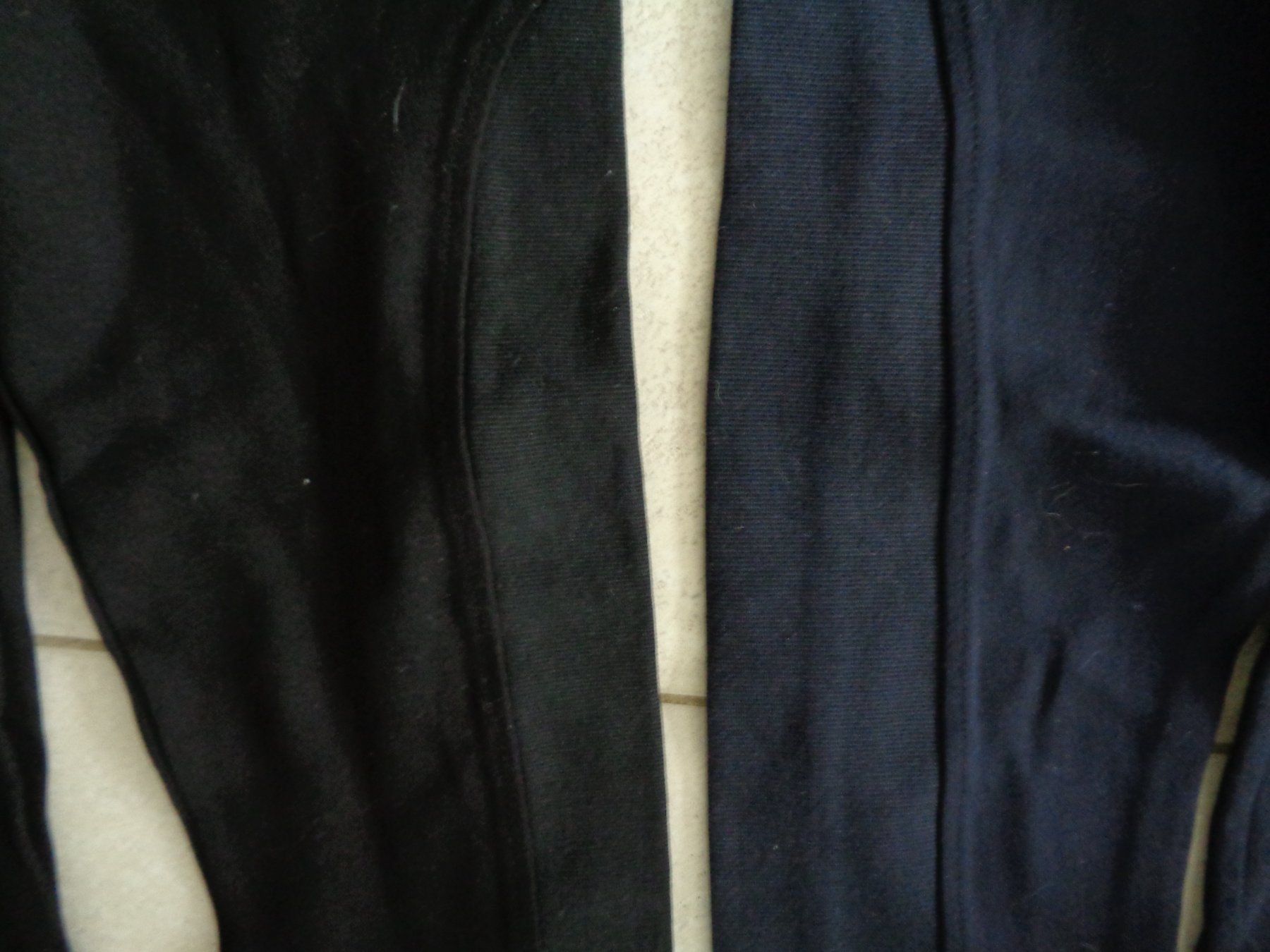 Zara Pantaloni: 2 x ZARA HOSE GR.XS/S – Usato da Rotkreuz venduto da Samballi 3