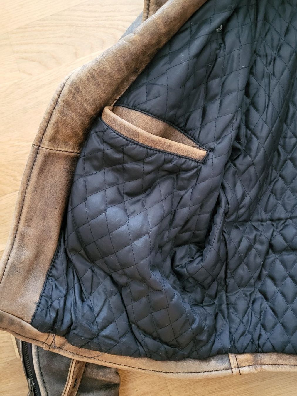 Jacken: Motorrad-Lederjacke – Gebraucht aus Gossau SG von tano09 2