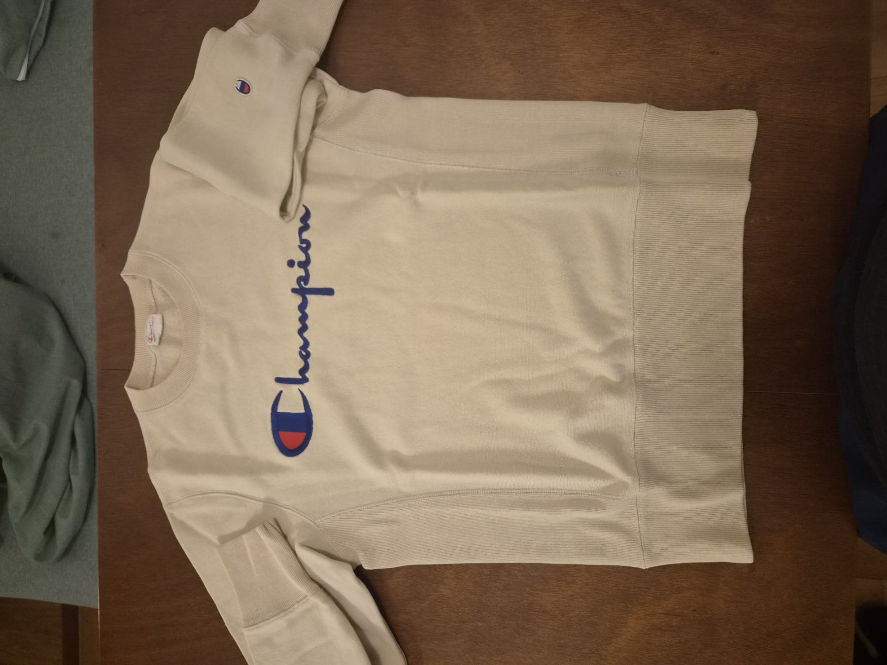 Champion Maglioni & Felpe: Champions Pullover Beige – Usato da Dübendorf venduto da jon_p8yl 1