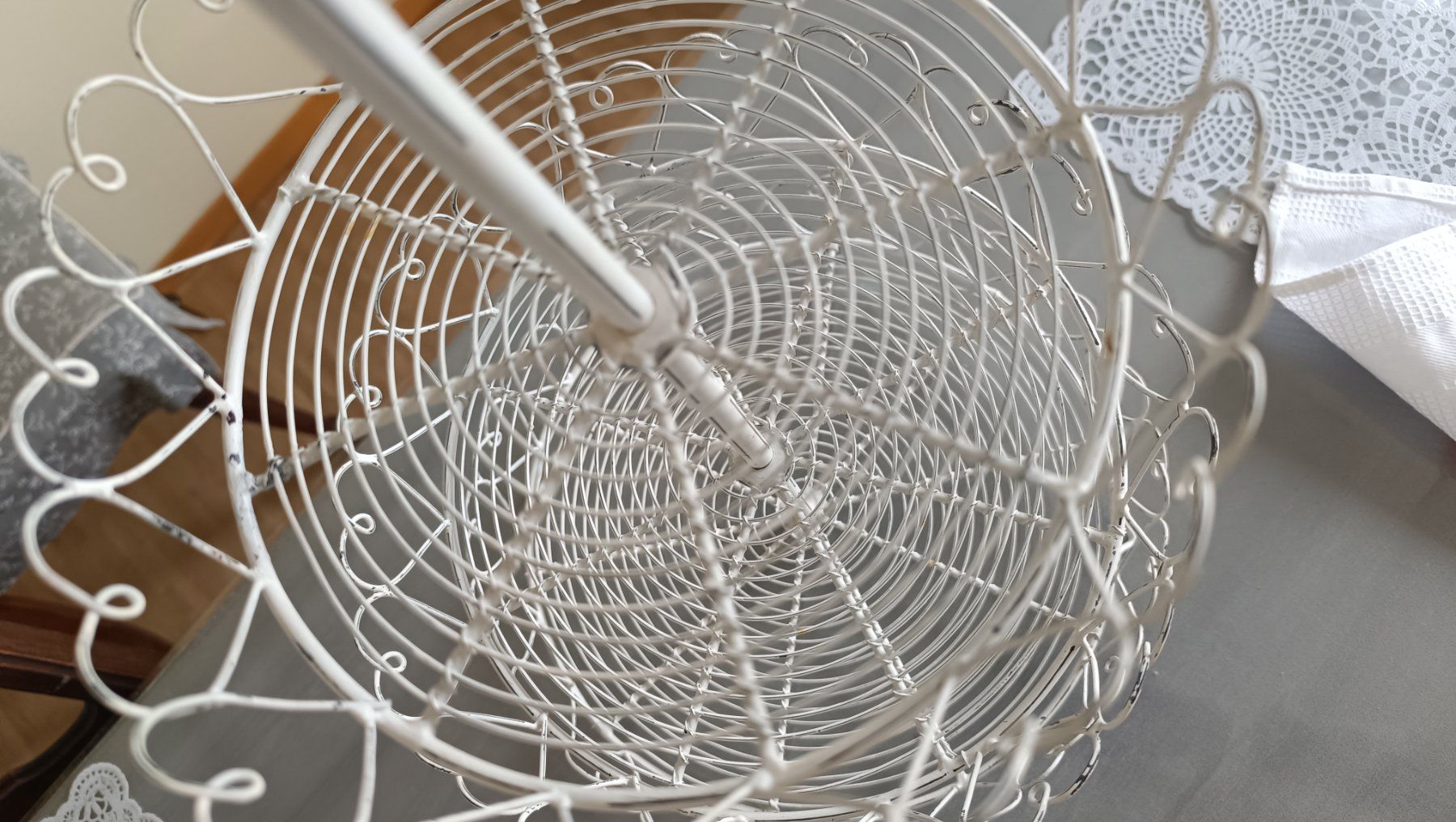 Scaffali: Shabby chic dreier etagere Draht – Usato da Zürich venduto da Jul69 7