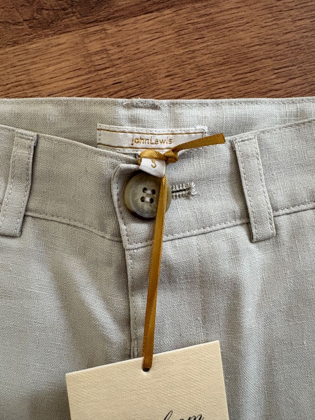 Pantaloni: NEU Set 2 John Lewis Chino Shorts – Nuovo e nell'imballaggio originale da Wilen b. Wollerau venduto da Posmind 6
