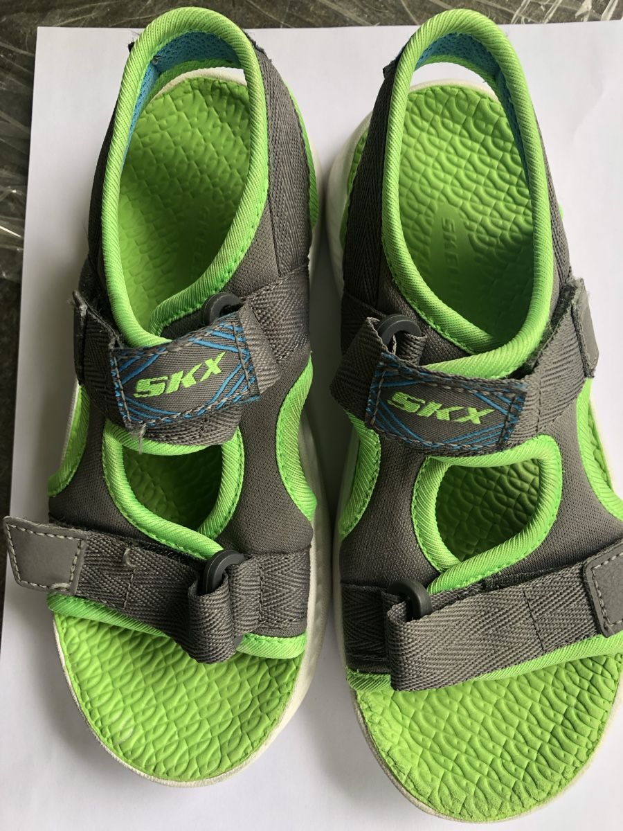 Skechers Schuhe für Jungen: Sandalen – Gebraucht aus Solothurn von galinka