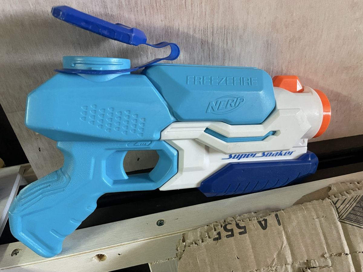 Giocattoli: Nerf freezefire Wasserpistole – Usato da Wattwil venduto da Weinachtsmann