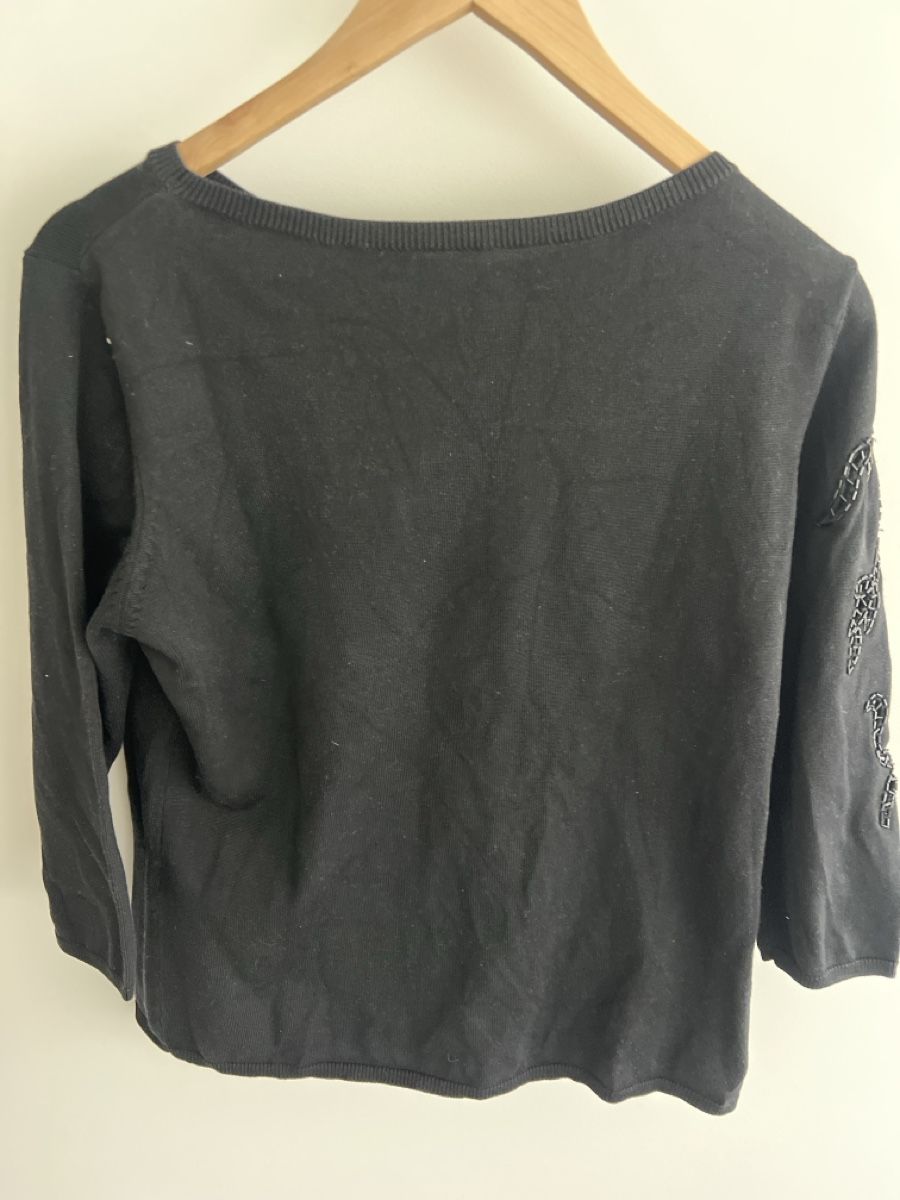 Maglioni & Felpe: Schwarzer Seidenpullover mit Verzierungen, Grösse 40/42 – Nuovo (secondo la descrizione) da Uetikon am See venduto da Sarahm76 2