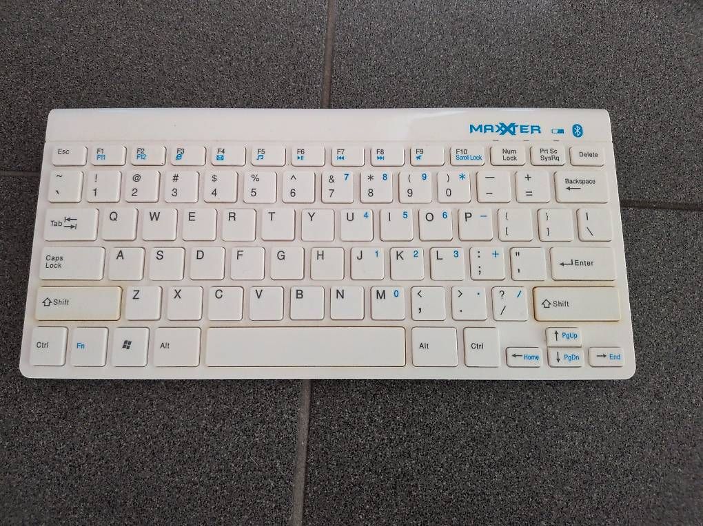 Tastiere: Maxxter Bluetooth Tastatur ACT-KB-BT-001 – Usato da Luzern venduto da distract
