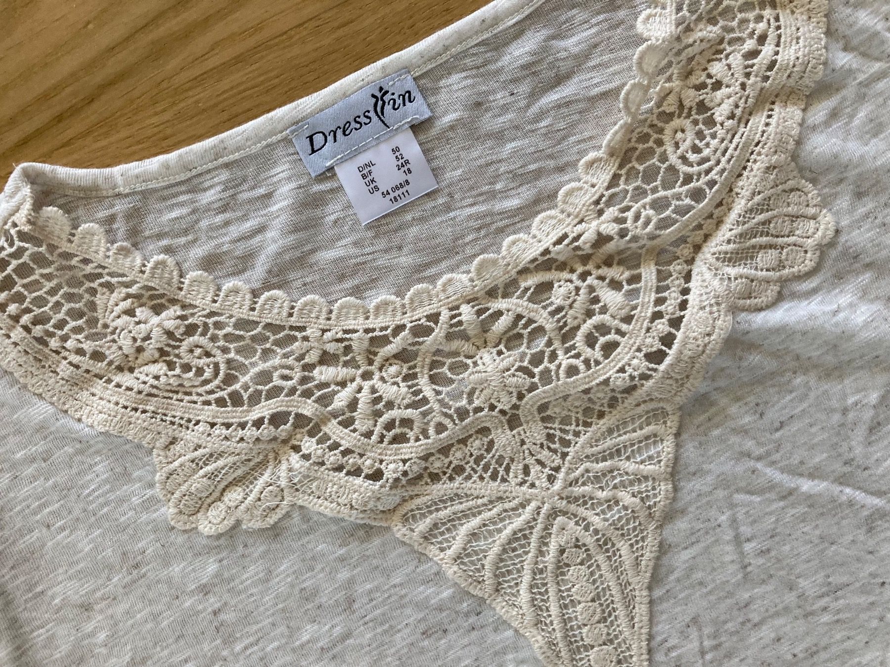 T-shirt: kurzes Shirt Gr. 50 – Usato da Frauenfeld venduto da manuburg 1
