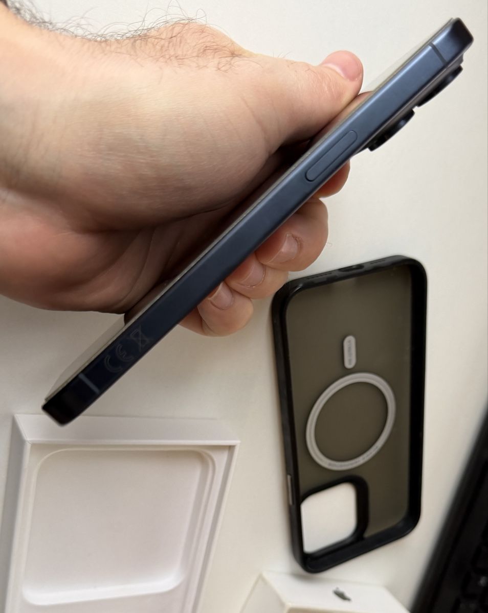 Apple Handys / Smartphones: Iphone 15 Pro Max 256 GB – Gebraucht aus Spreitenbach von Erjon_bu 2