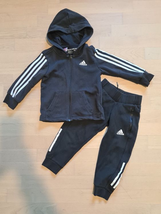 Ensemble jogging Adidas 5 6 ans 116cm Kaufen auf Ricardo