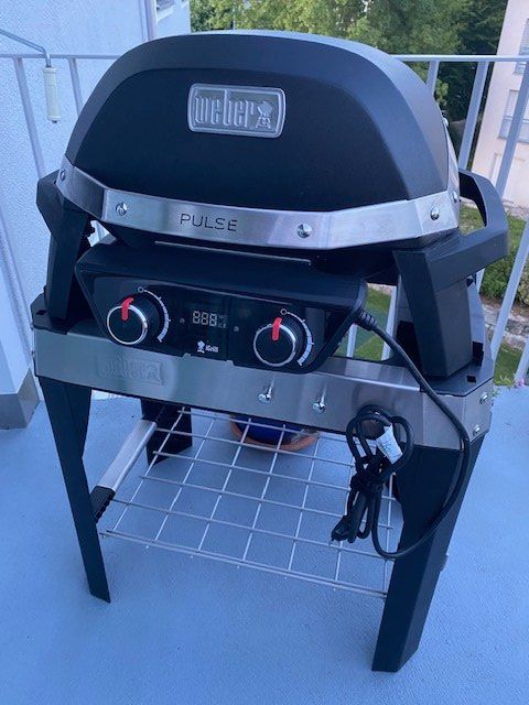 Weber Griglie: Elektrogrill Weber PULSE 2000 WCart BLK CH – Usato da Niederhasli venduto da Tigerproduct 2