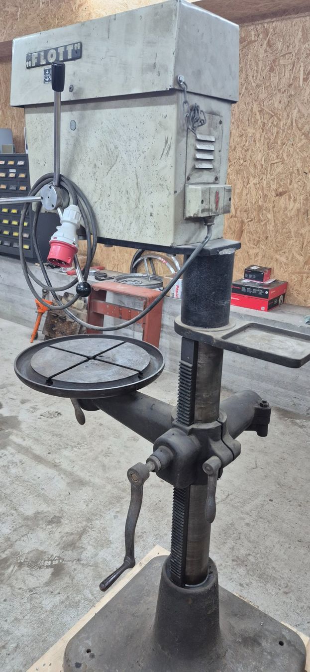 Flott Trapani: Ständerbohrmaschine Flott SB23L MK2 – Difettoso da Egg SZ venduto da Bko1 2
