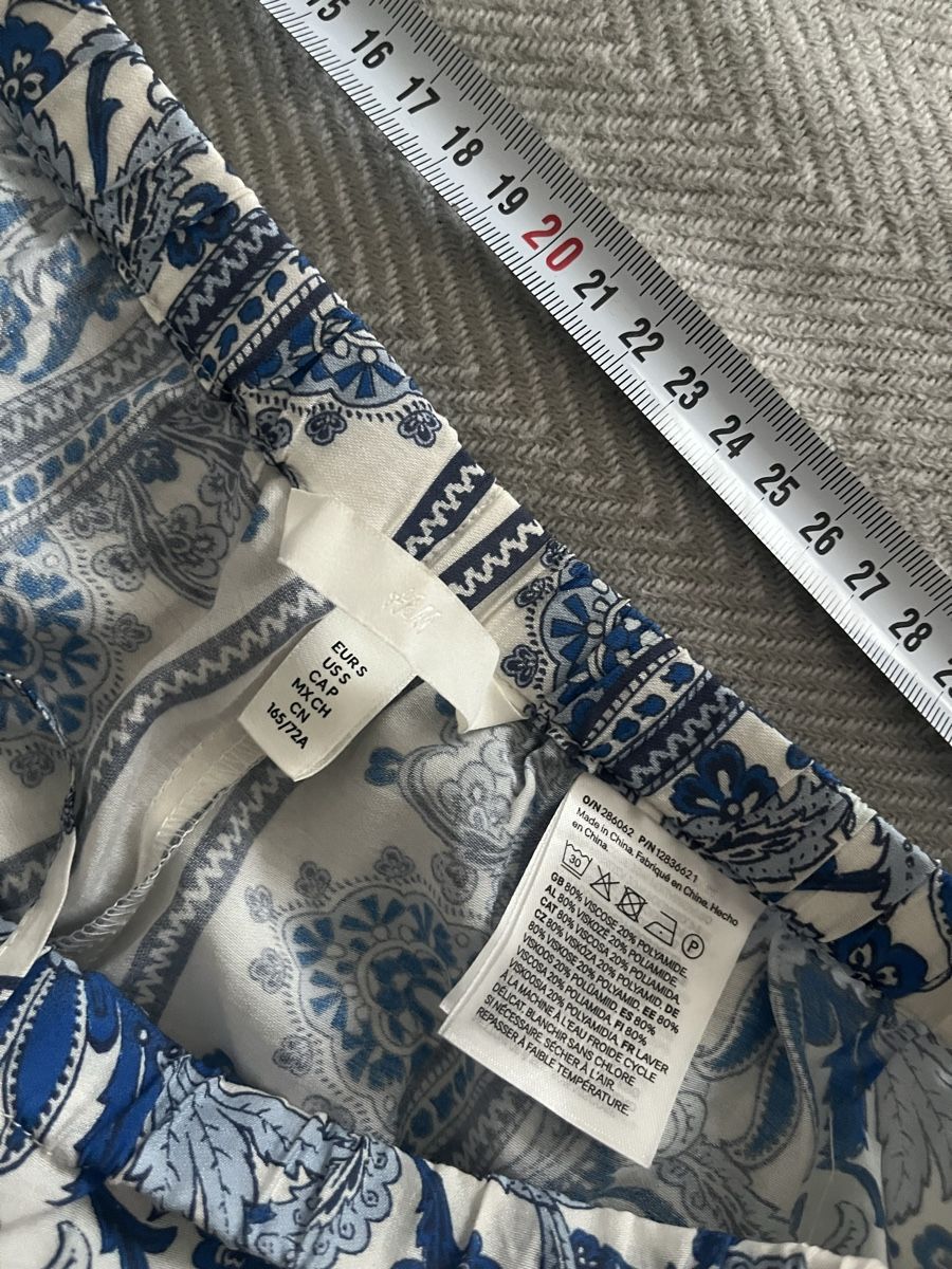 Kleiderpakete: Blau/Weiss Muster weid Hose mit Top  – Neu (gemäss Beschreibung) aus Olten von sae_82z2 4