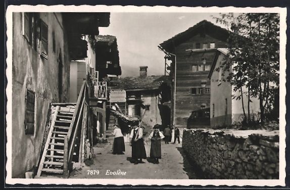 Cartoline postali: Evolène, Strassenpartie mit Anwohnern – Usato da Berlin venduto da bartko-reher