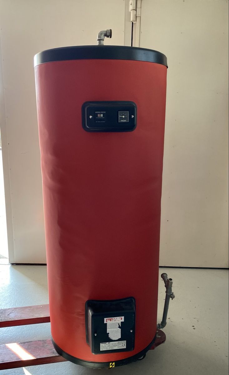 Sanitär: Boiler Friap 300 Liter – Gebraucht aus Rüti b. Riggisberg von Lino03