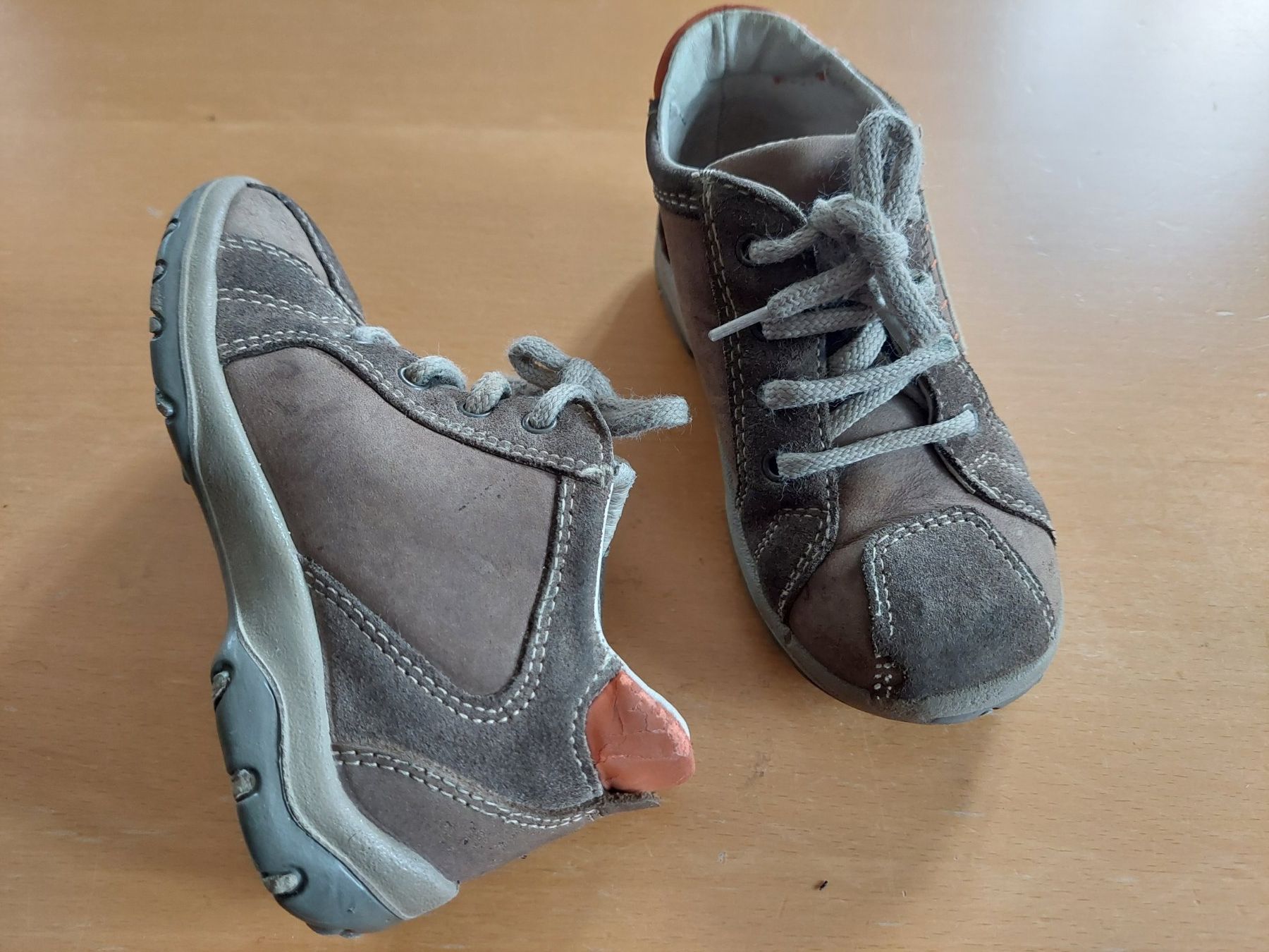 Scarpe per ragazzi: Twisty Kinder boot..Gr.24 – Usato da Zürich venduto da meymano 1