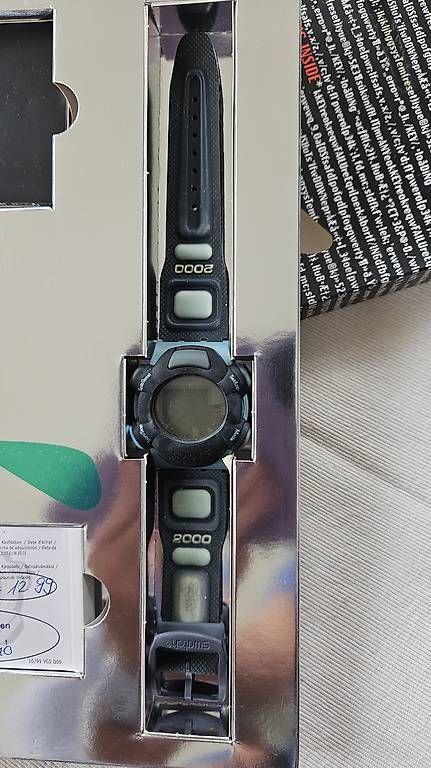 Uhren: Swatch Uhr – Gebraucht aus Mellingen von Louisam