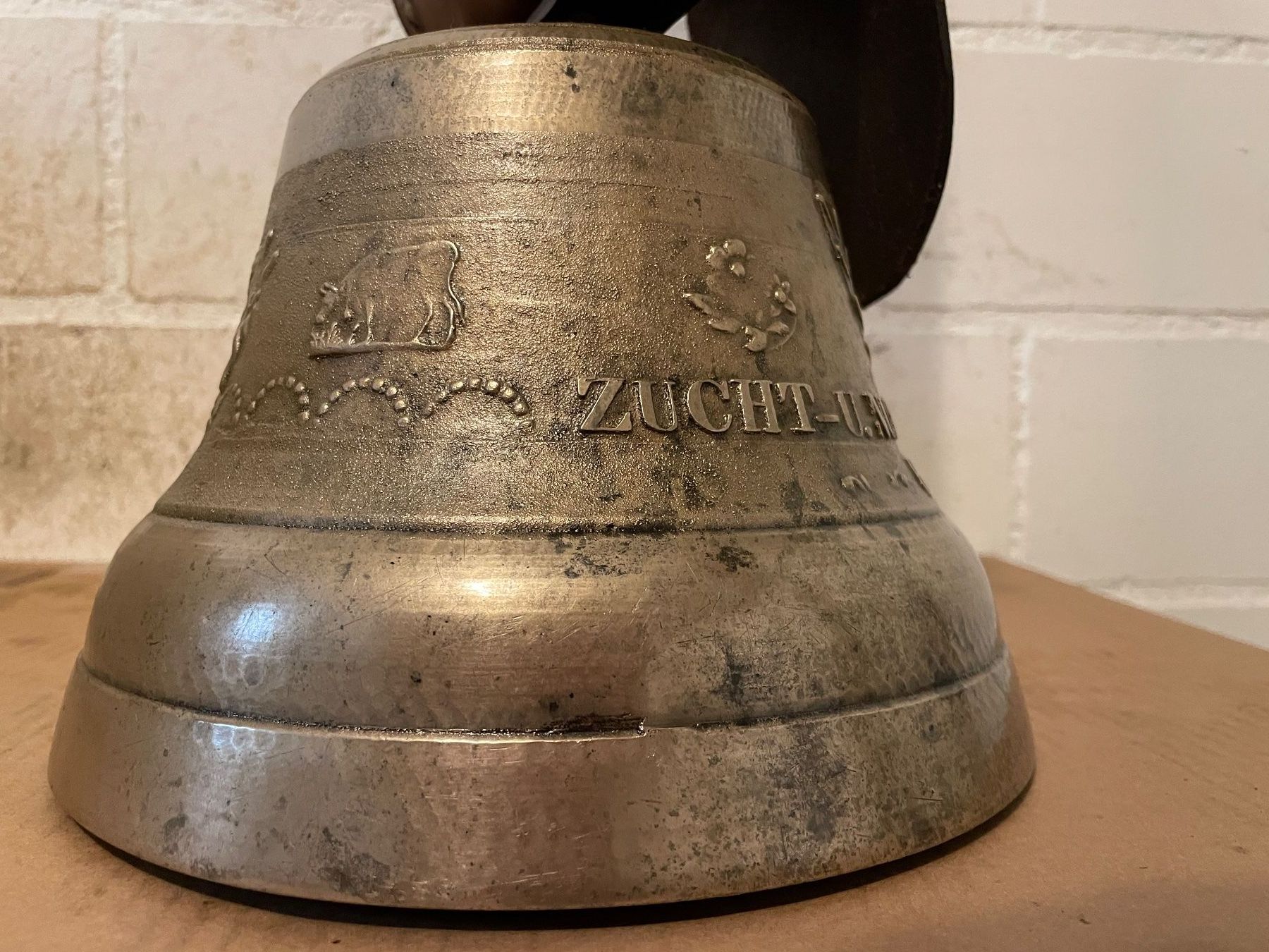 Campanacci mucche: Alte Peter Berger - Glocke 1961 ab 1.00 Fr. – Usato da Birrhard venduto da magisto52 6