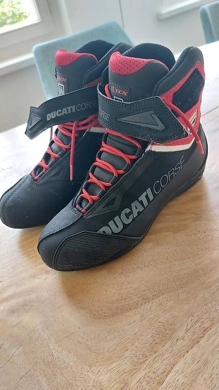 Scarpe da uomo: Ducati Motorrad Schuhe, wenig gebraucht – Usato da Bauma venduto da uim_7klr 1