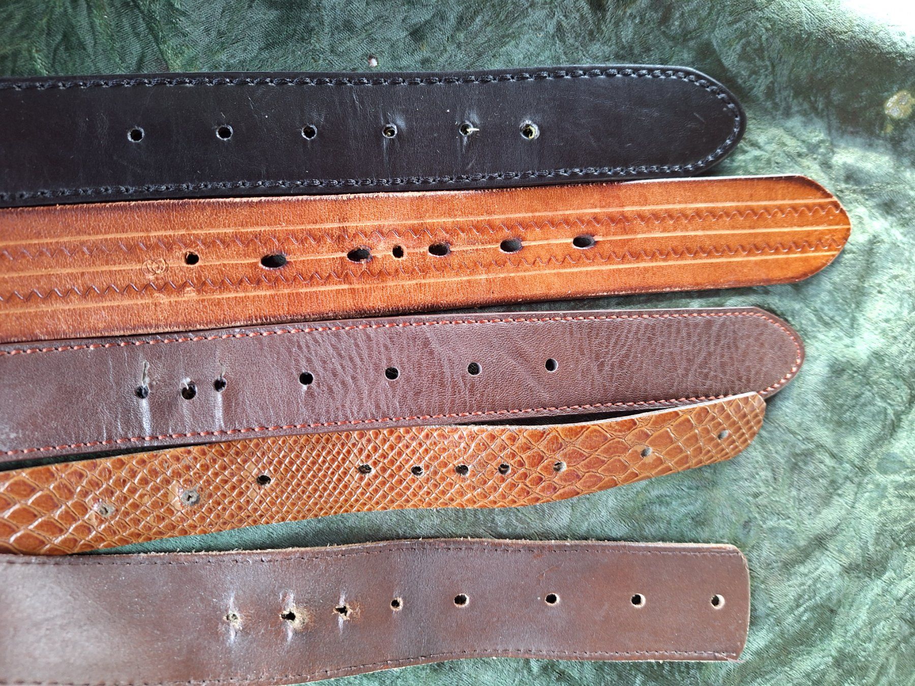 Gürtel: 5 STK HERREN LEDERGÜRTEL ( CA 100 CM) – Gebraucht aus Huttwil von Kunterbuntli 2