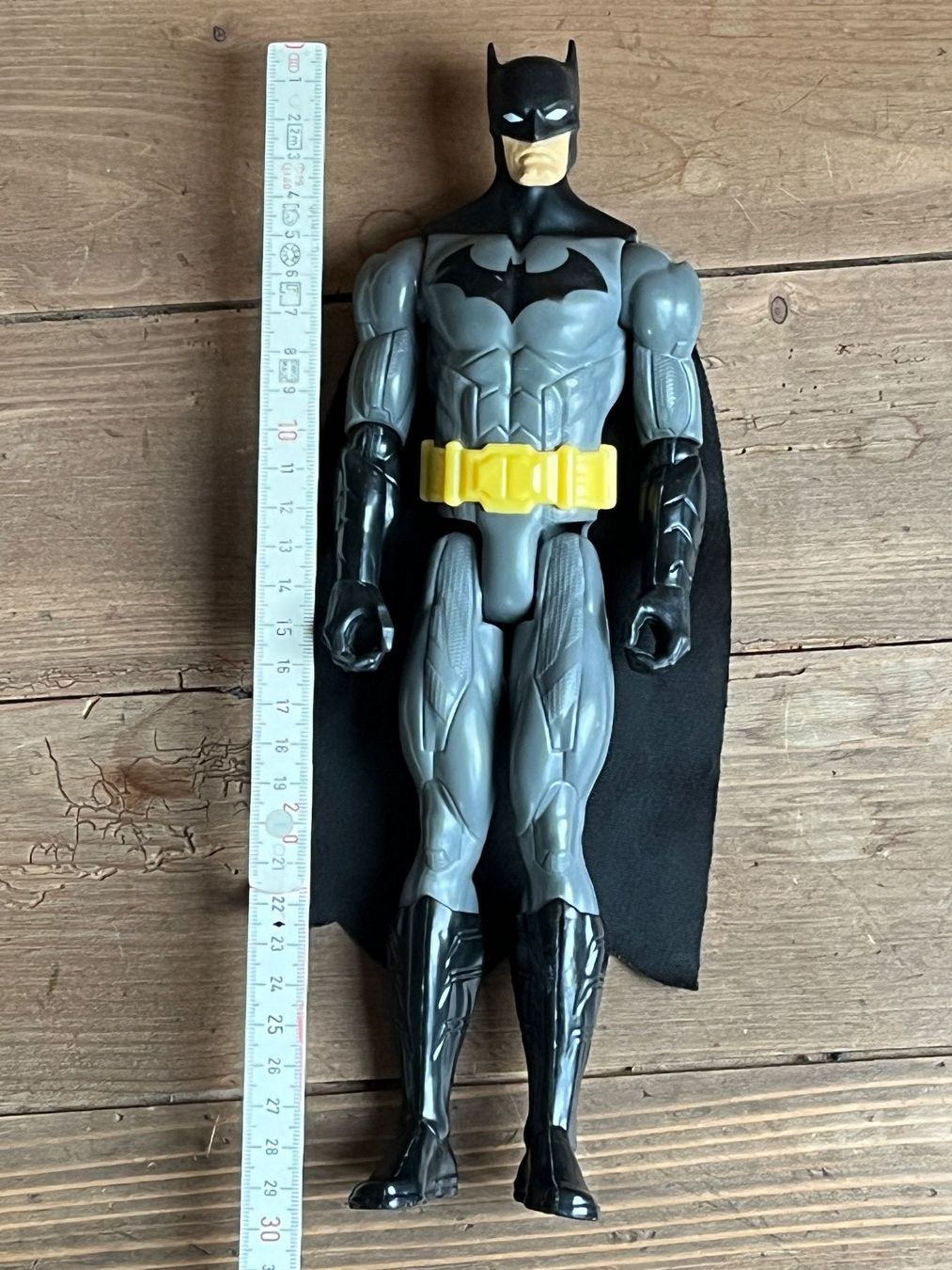 Statuette: Batman Action Figur von Mattel 30 cm – Usato da Winterthur venduto da Wusa01 5