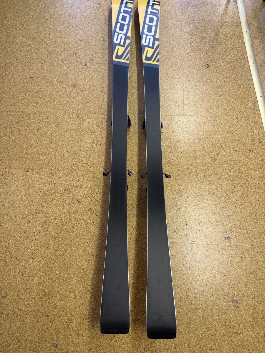 Scott Skis: Scott Genius Race 165 cm inkl. Bindung – Gebraucht aus Gurmels von SwissShop21 4