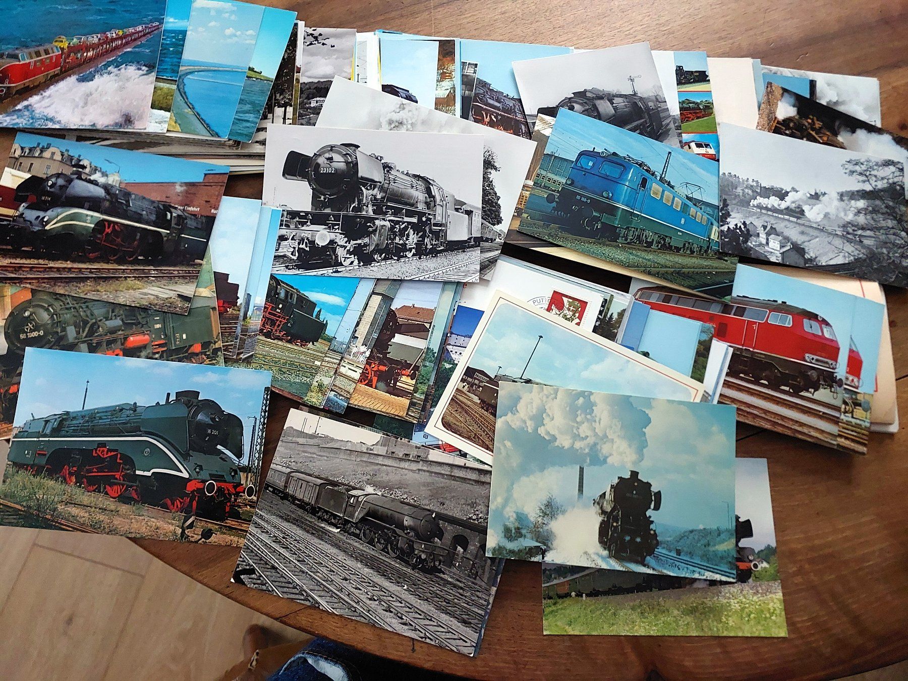 Cartes postales: 200 verschiedene Eisenbahn-Ansichtskarten Ausland – D'occasion à Schönenwerd par Steidi 2