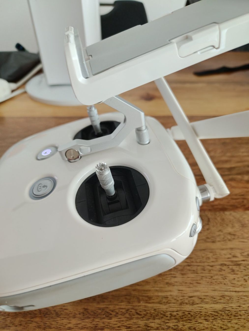 DJI Telecomandi: DJI Phantom 4 pro Fernsteuerung – Usato da Starrkirch-Wil venduto da Manu_aka_sell 2