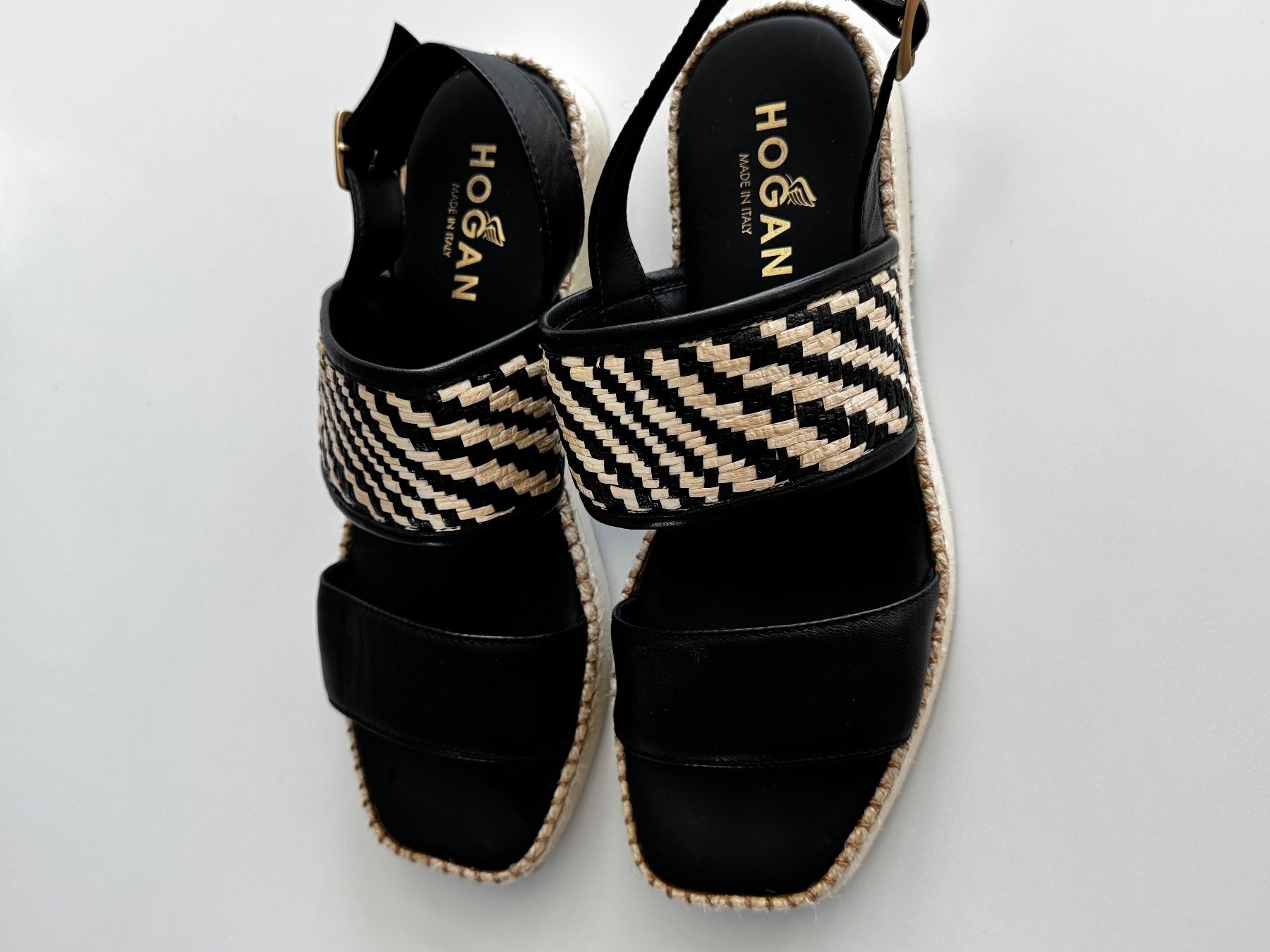 Hogan Chaussures femmes: Sandalen Flat Hogan – Neuf (Voir description) à Mörschwil par Mirka019