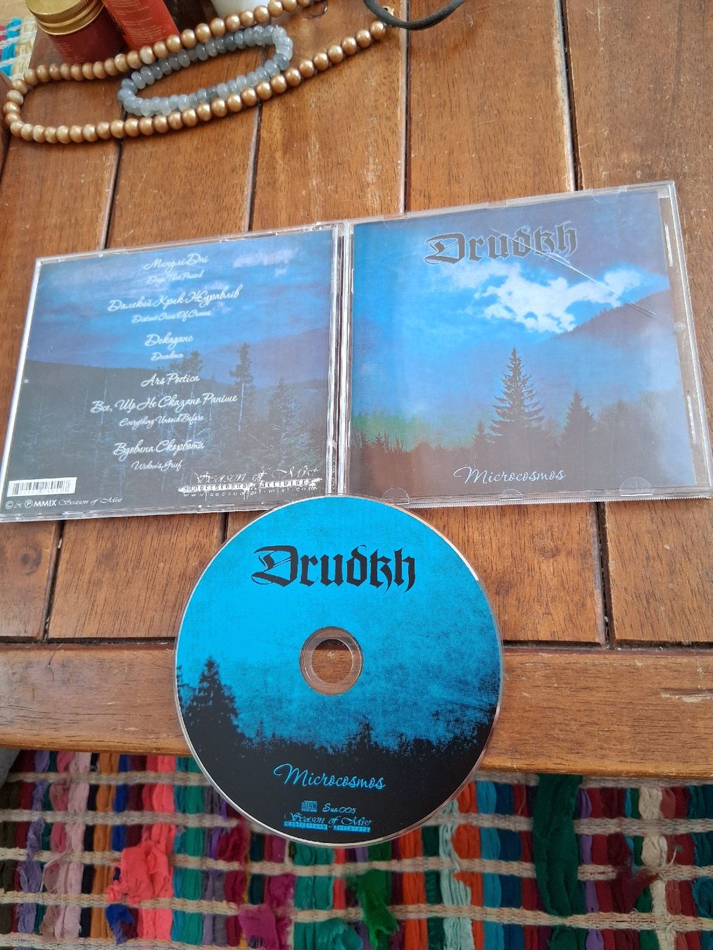 CD: drudkh- microcosmos (sua005) – Usato da St-Cergue venduto da VeganWarrior