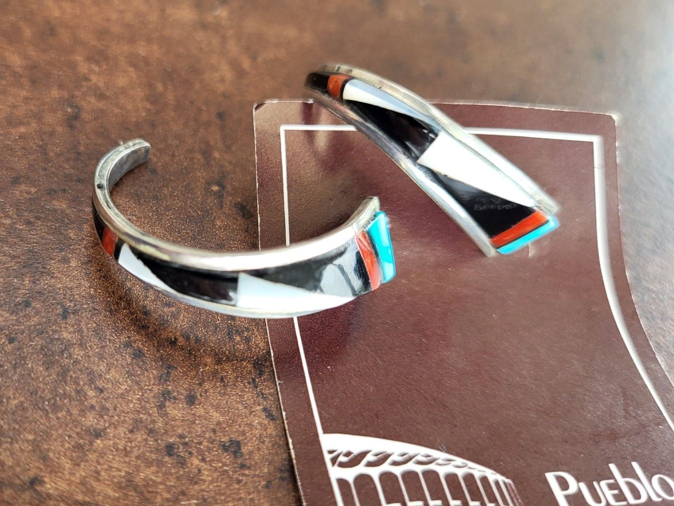 Orecchini pendenti & Orecchini a lobo: Zuni Sterling Silber Ohrstecker handgefertigt – Nuovo (secondo la descrizione) da Rheineck venduto da Bgaragesale 2