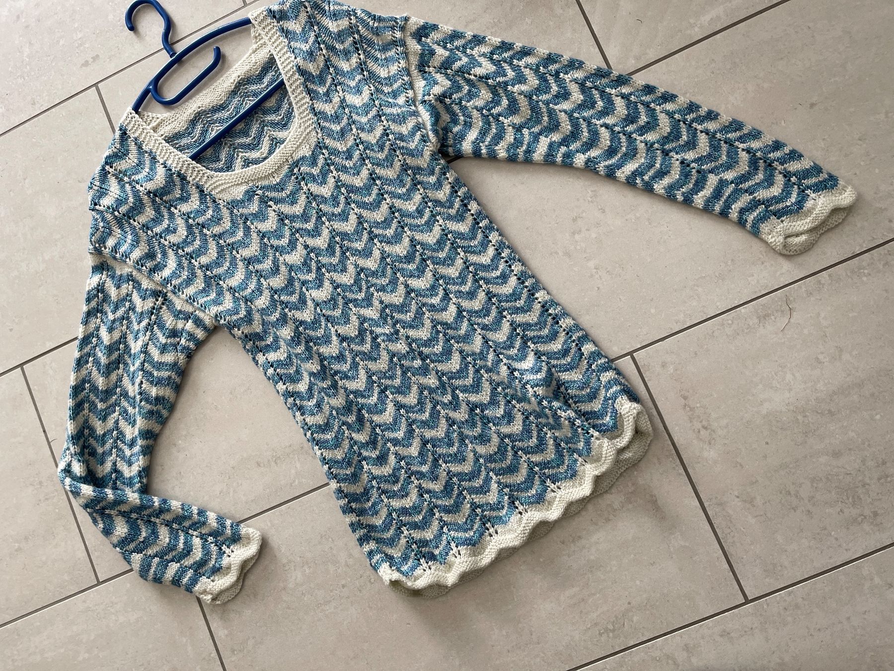 Maglioni & Felpe: Schöner Strickpullover Vintage Grösse M, Top Zustand – Usato da Gutenswil venduto da yneB1943 2