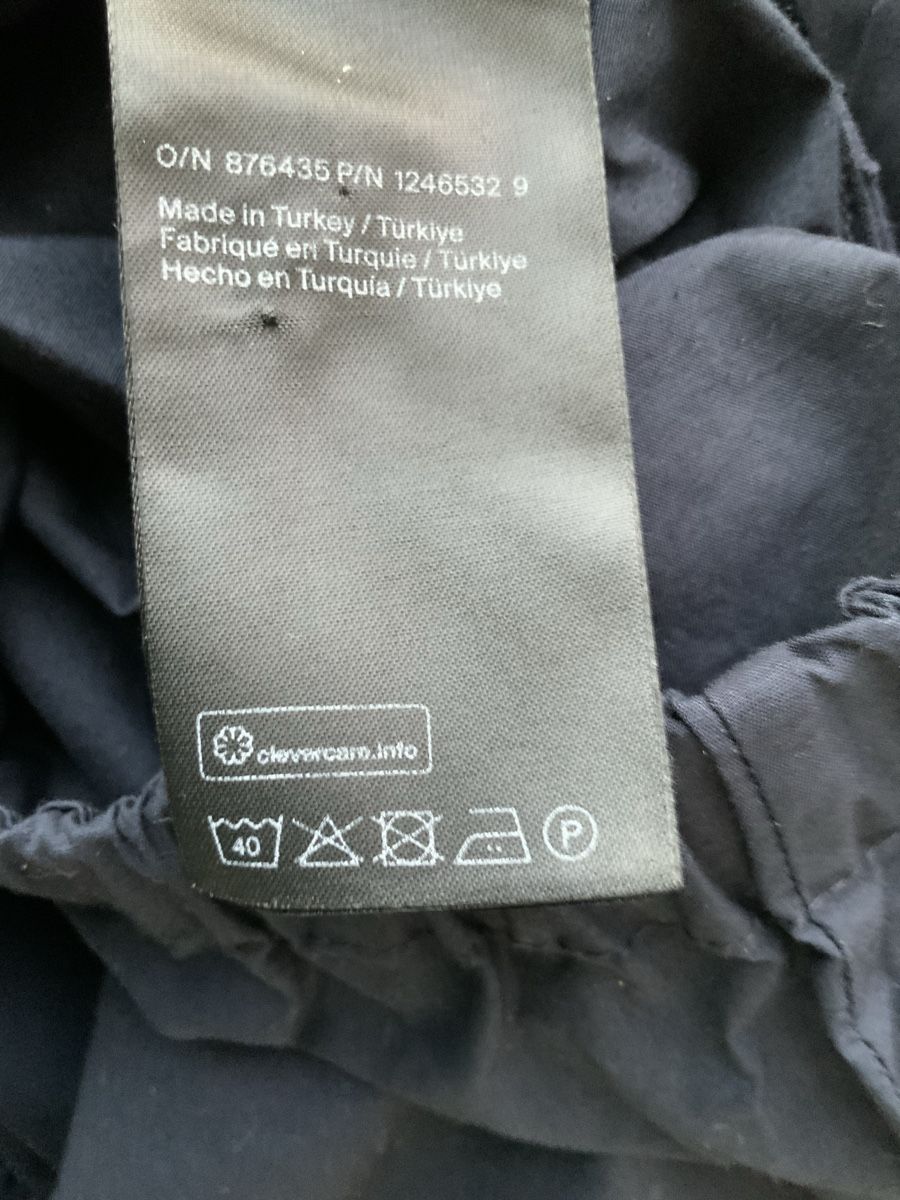 Cos Tute: COS Overall dunkelblau Grösse 34 neu – Nuovo (secondo la descrizione) da Lotzwil venduto da Figaros2003 6