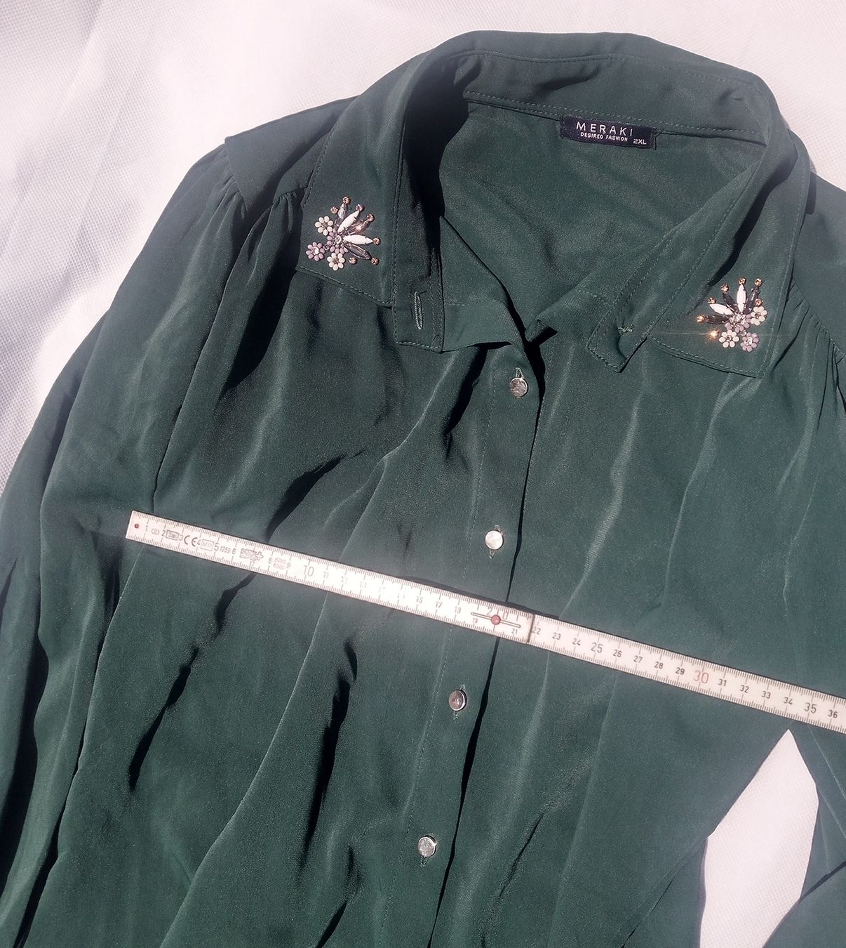 Camicette: Meraki Bluse grün mit Strass Gr. 2XL – Usato da Luzern venduto da toenu23 3