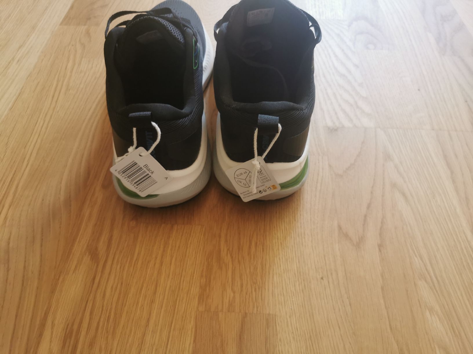 Scarpe da uomo: Laufschuhe Made in Austria  44 – Nuovo (secondo la descrizione) da Bern venduto da ged_ffx9 3