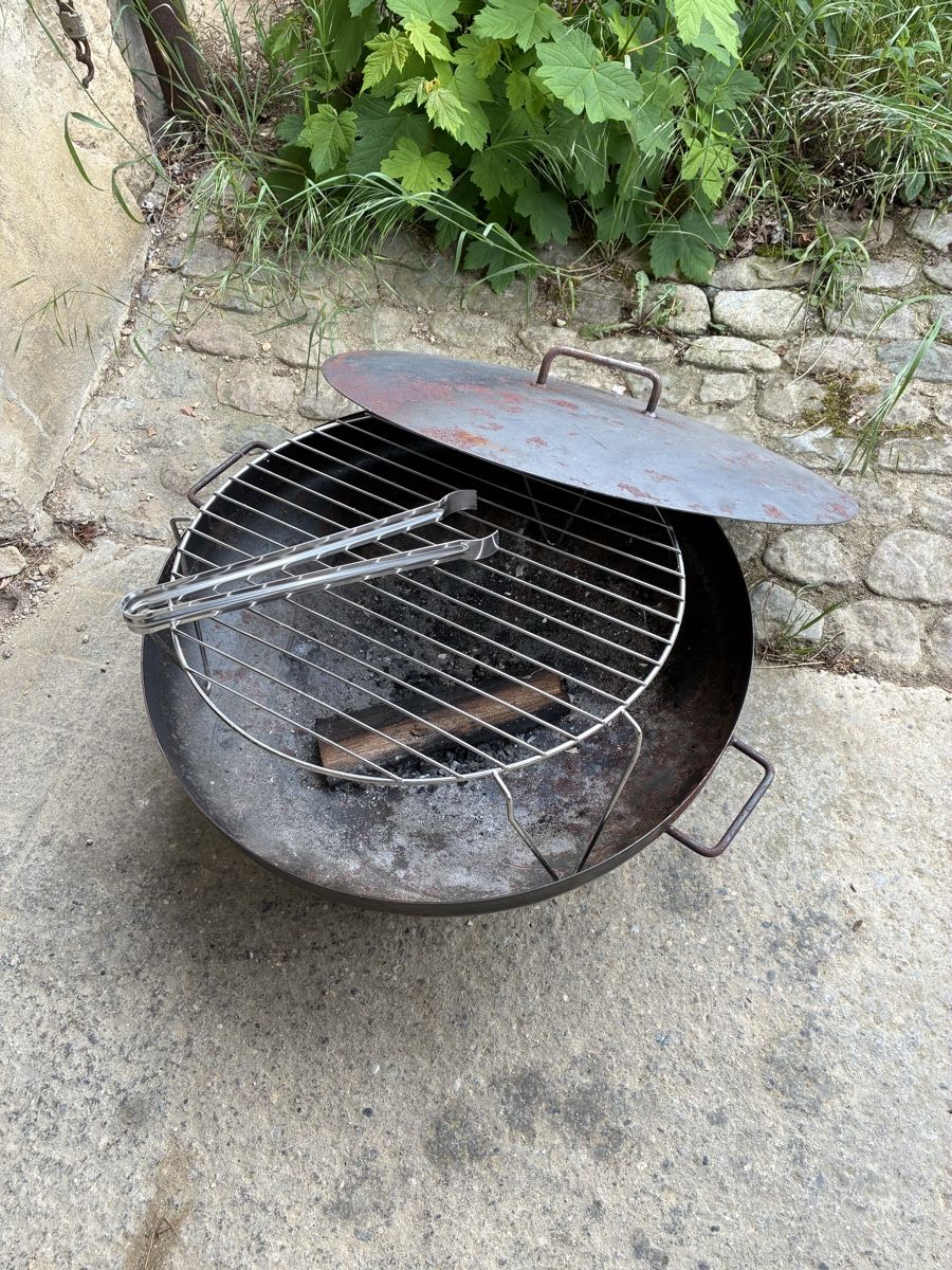 Bracieri: Feuerschale mit Deckel und Rost 60cm – Usato da Ormalingen venduto da Murmel3013