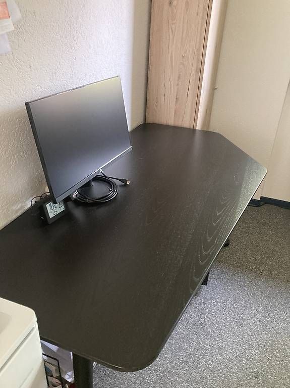 Scrivanie: Bürotisch schwarz – Usato da Islikon venduto da lau_5ysm