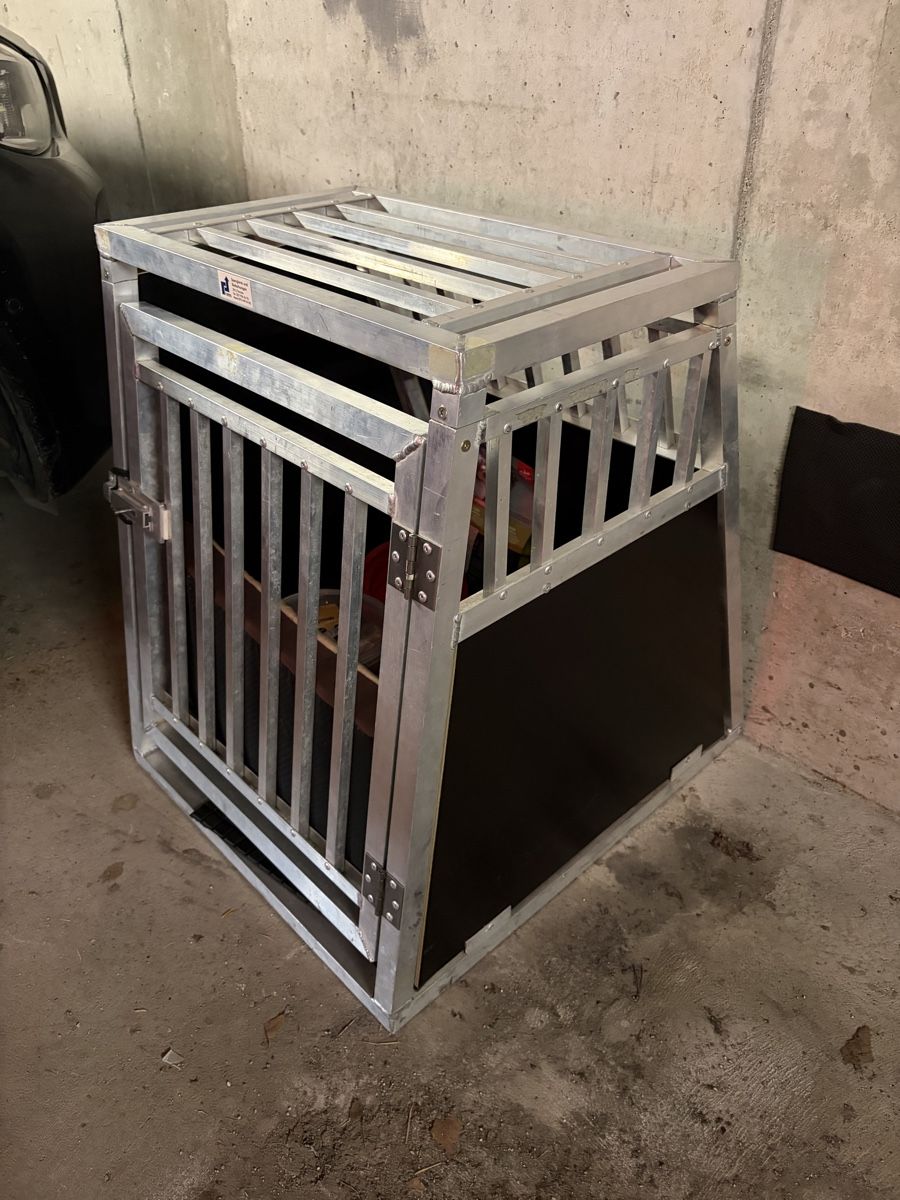 Gabbie, trasporto & Sicurezza: Hundebox aus Aluminium – Usato da Riederalp venduto da imh_ll8m
