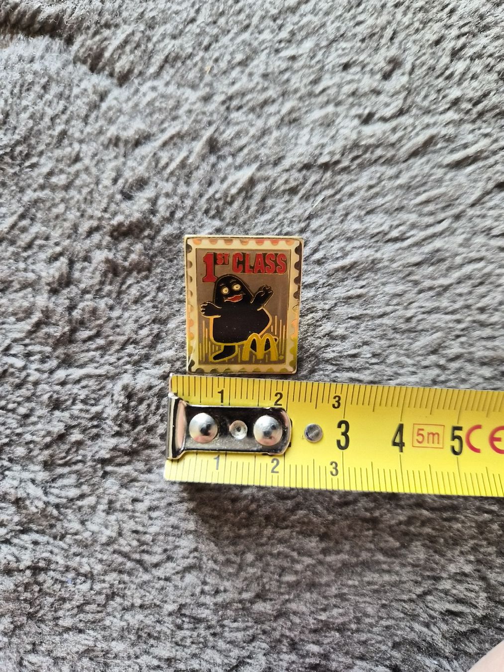 Mc Donald's Placchette & Badge: Pin's McDonald's Grimace 1st Class Objet de Collection – Usato da La Joux FR venduto da car_ck96