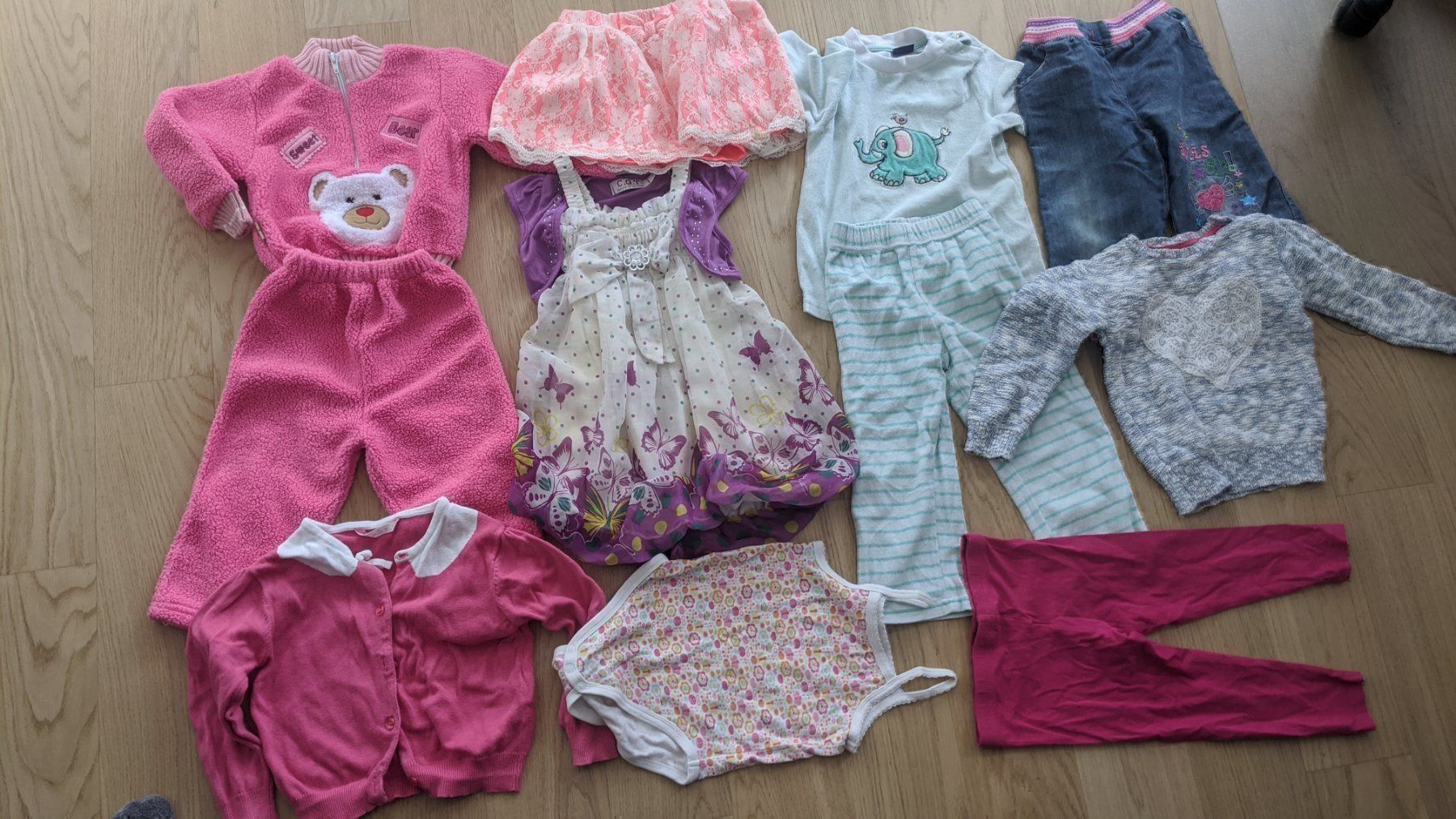 Lotti & Set di vestiti: Kleiderpacket Gr. 92 Mädchen – Usato da Zürich venduto da pisamun 4