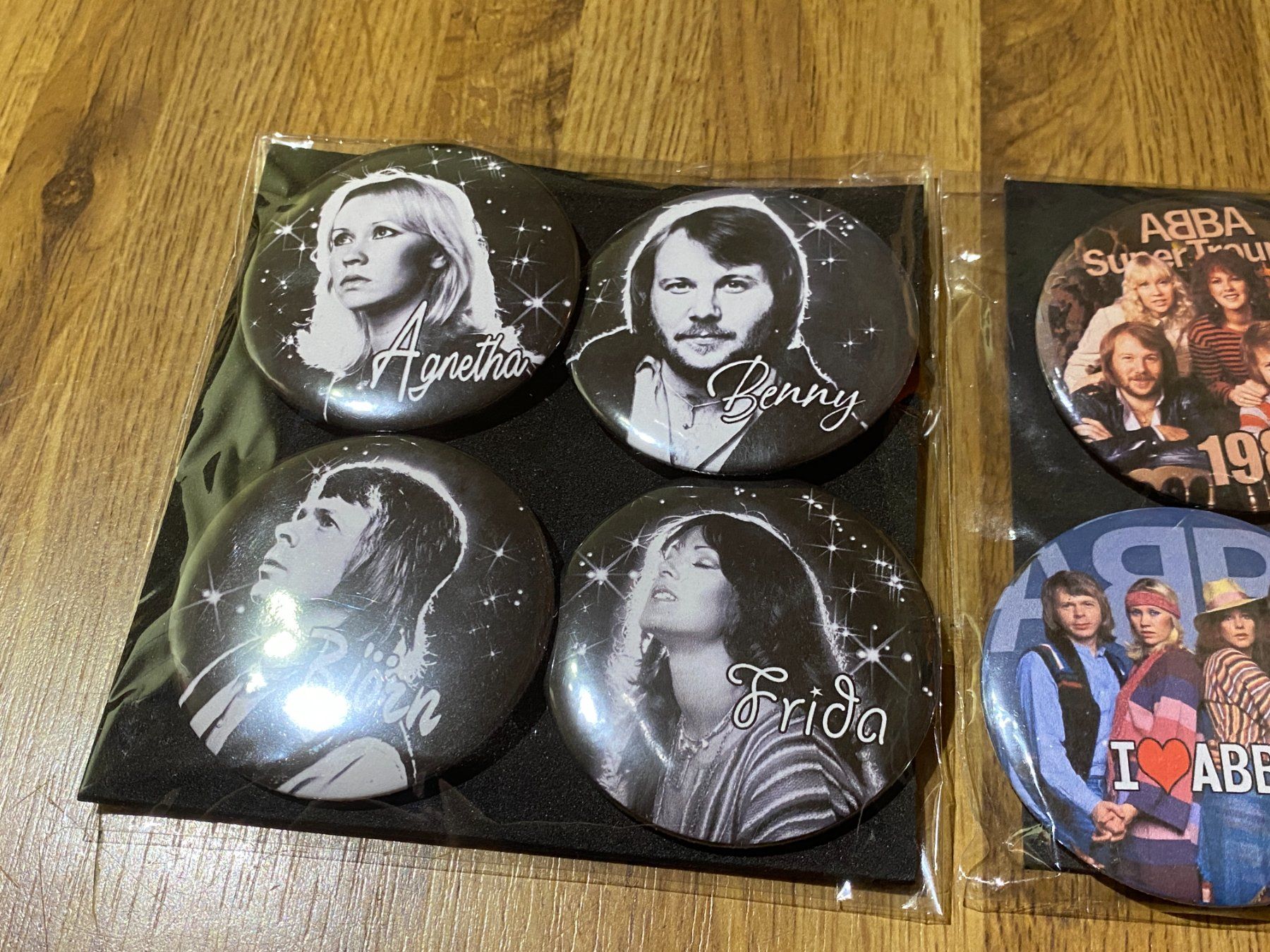 Placchette & Badge: Abba Pin Badges – Nuovo e nell'imballaggio originale da Basel venduto da FatCatPacksTheRatt 4