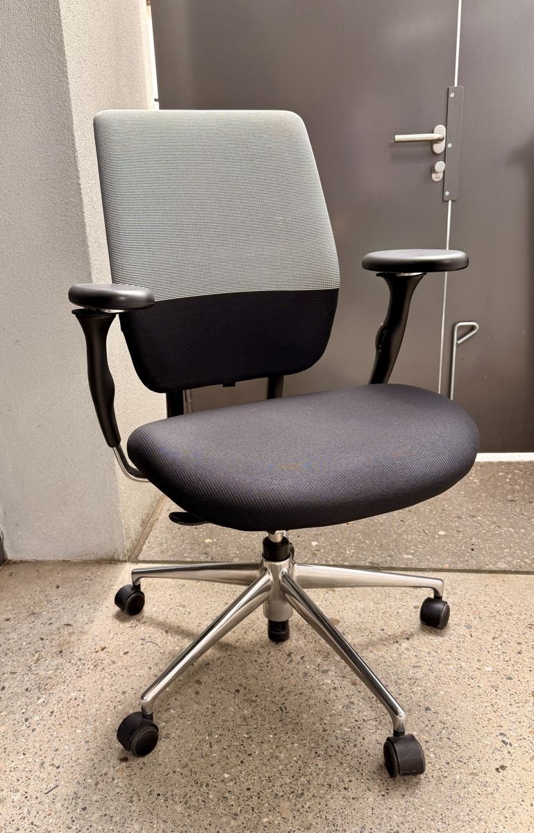 Vitra Sedie: Vitra Bürostuhl – Usato da Iragna venduto da ailtire