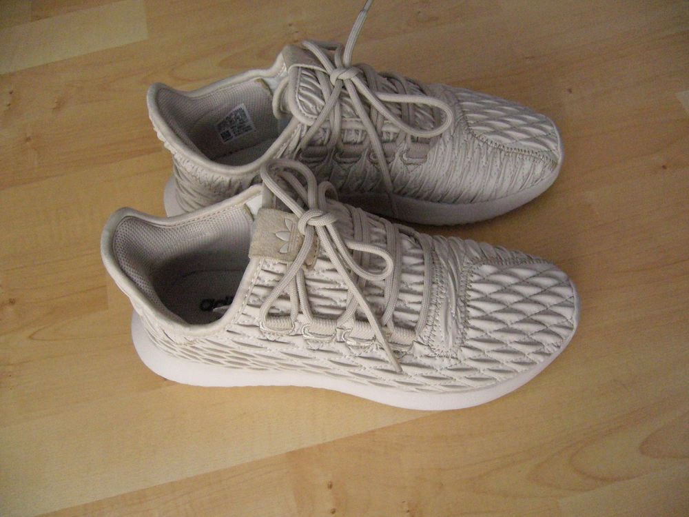 Adidas tubular outlet offerta