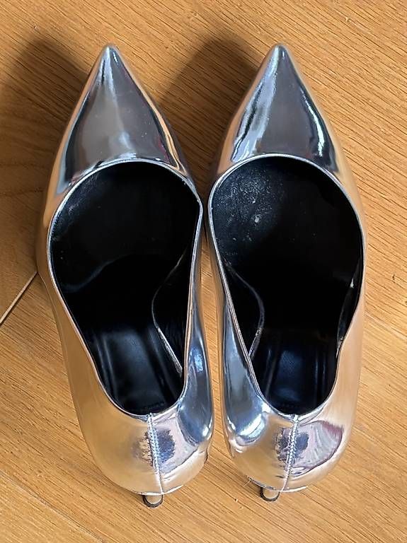Scarpe da donna: Silberfarbene Pumps – Usato da Oberdiessbach venduto da beh_r9z2 3