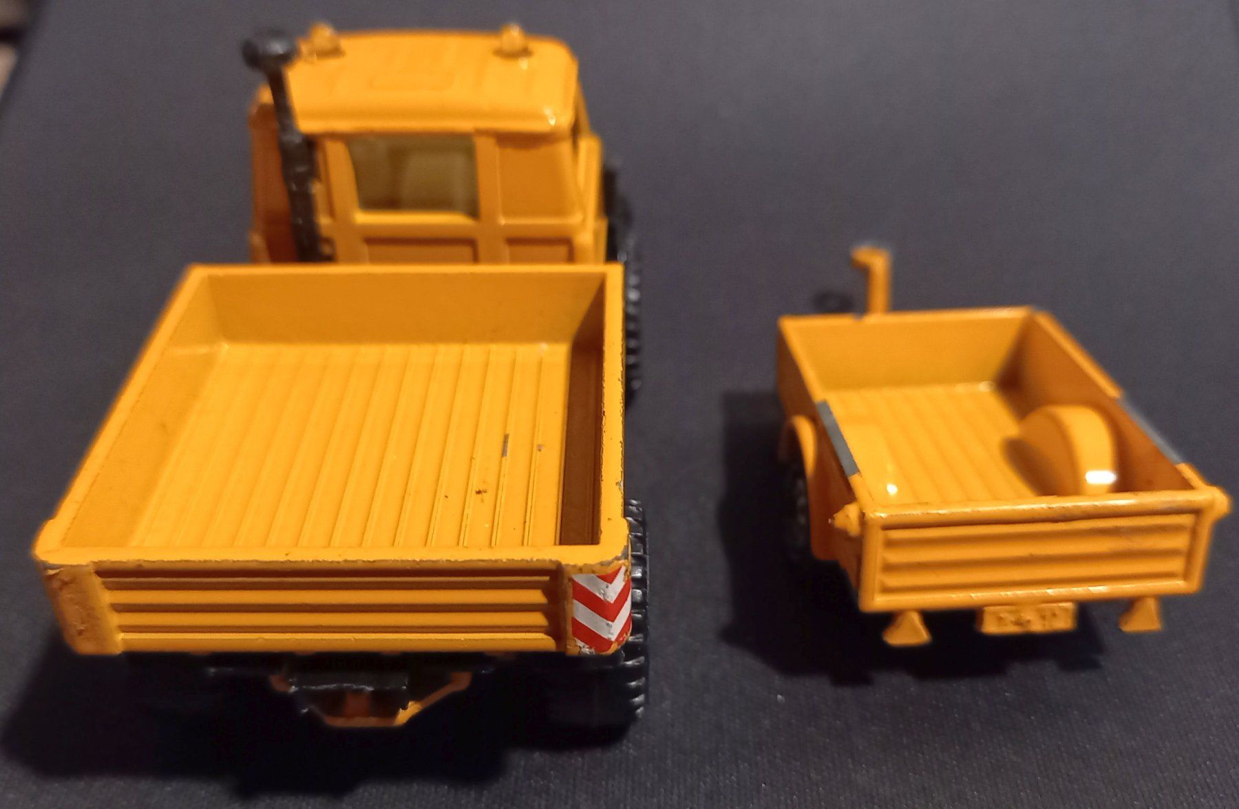 Siku Modellini d'auto: Siku Unimog 2215 – Usato da Pfäffikon ZH venduto da Zimizami 3