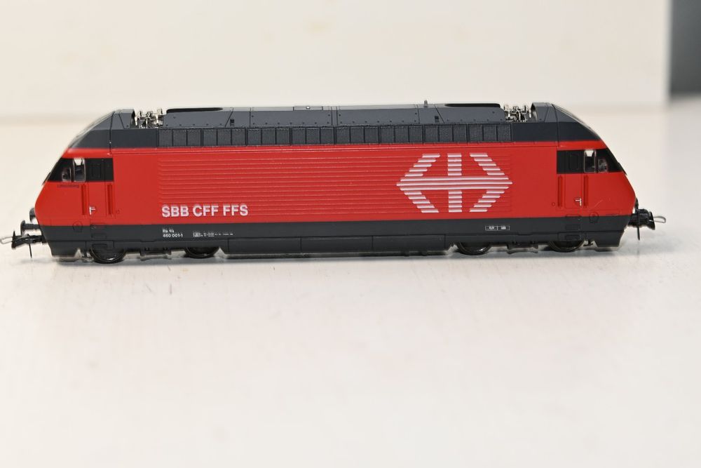 Roco 43753 E-Lok Re 460 Lovely SBB H0 (Gebraucht) in für CHF 81 - mit