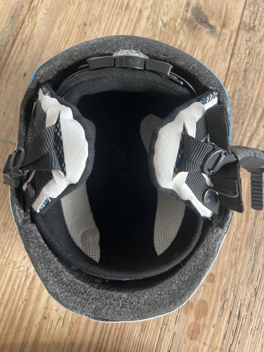 Caschi: Skihelm Grösse 51-54cm – Usato da Aeugst am Albis venduto da Bsaeub 4