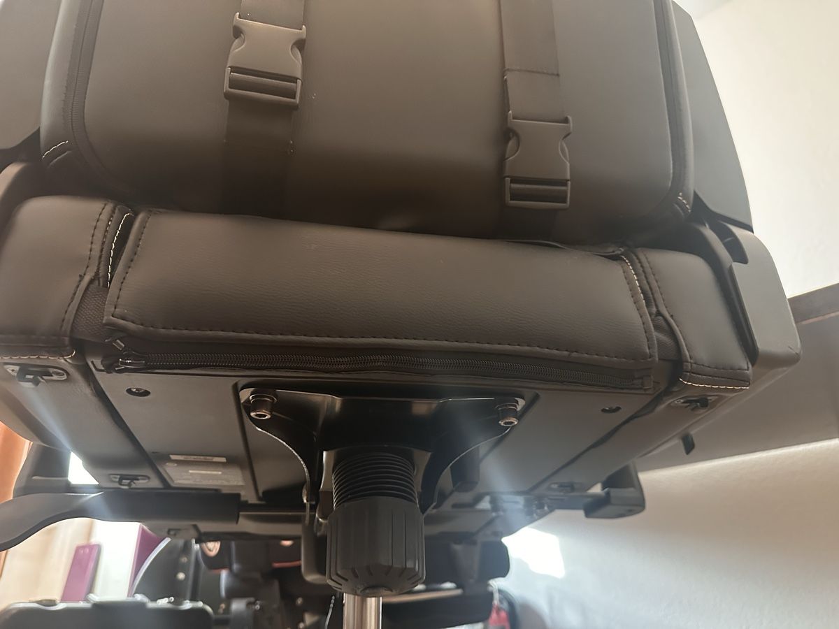 Sedie: OSIM Gaming-Stuhl mit Massagefunktion – Usato da Uster venduto da sil_6ndz 6